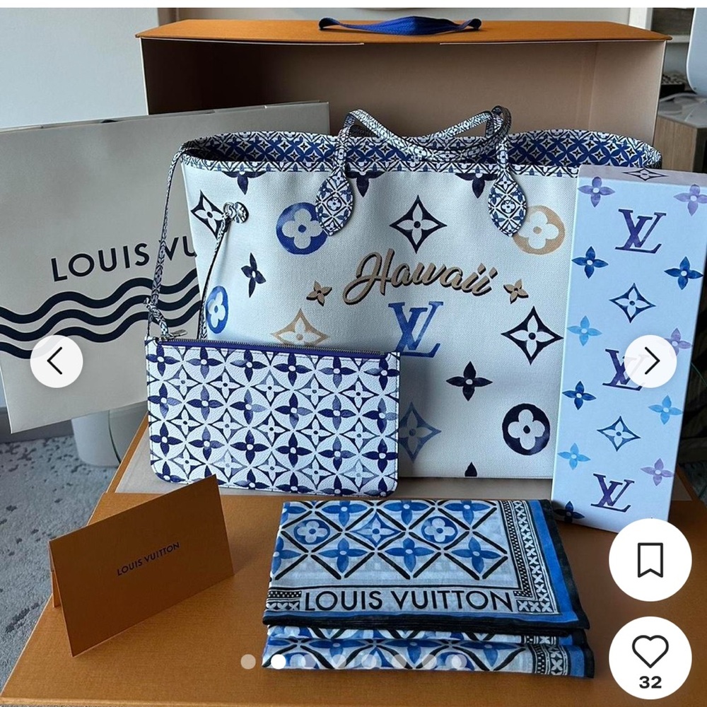 Louis Vuitton White & Blue Hawaii Monogram Tote with Matching Pouch
